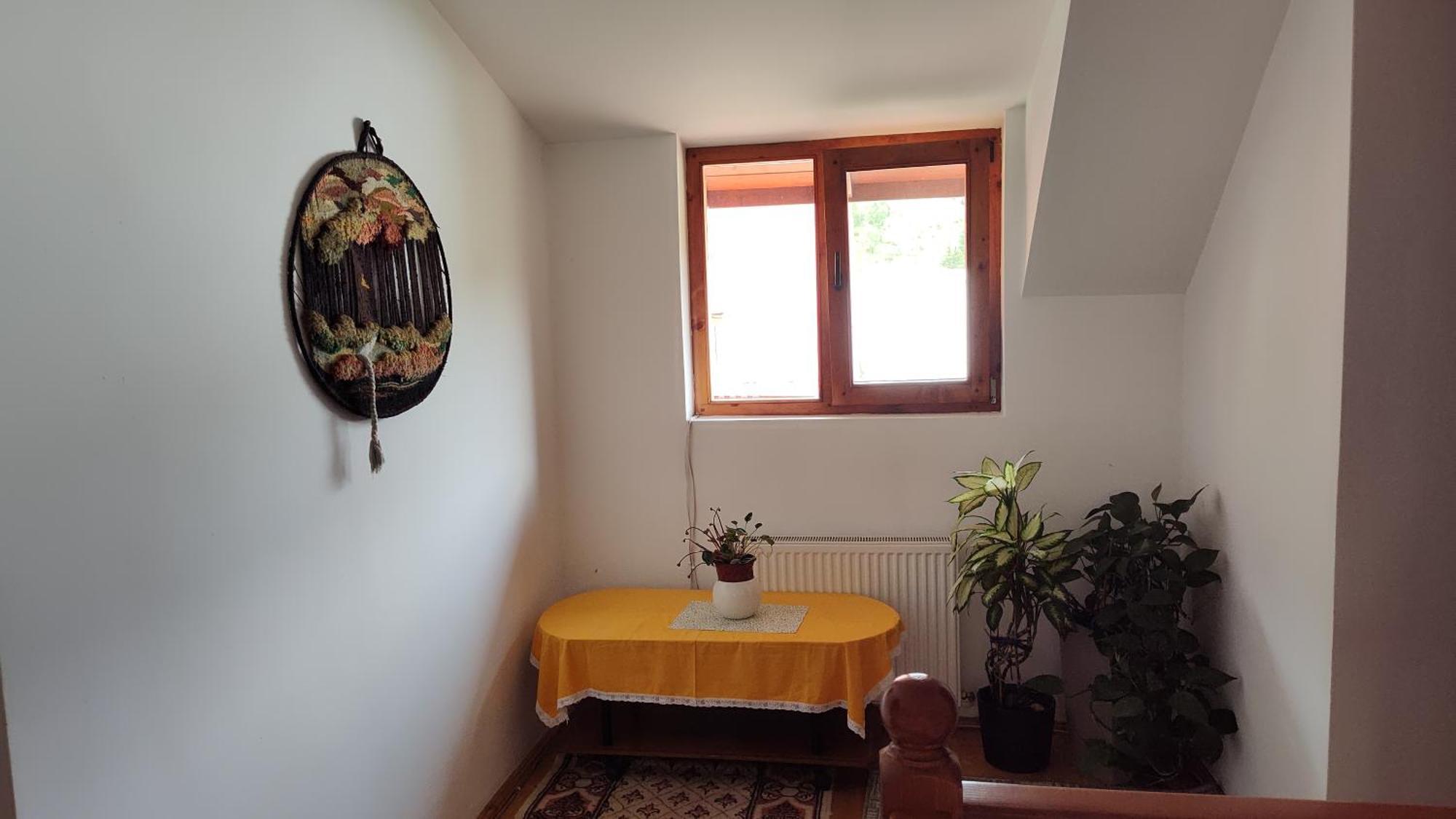 Pensiunea Piatra Mandrutului Farm stay